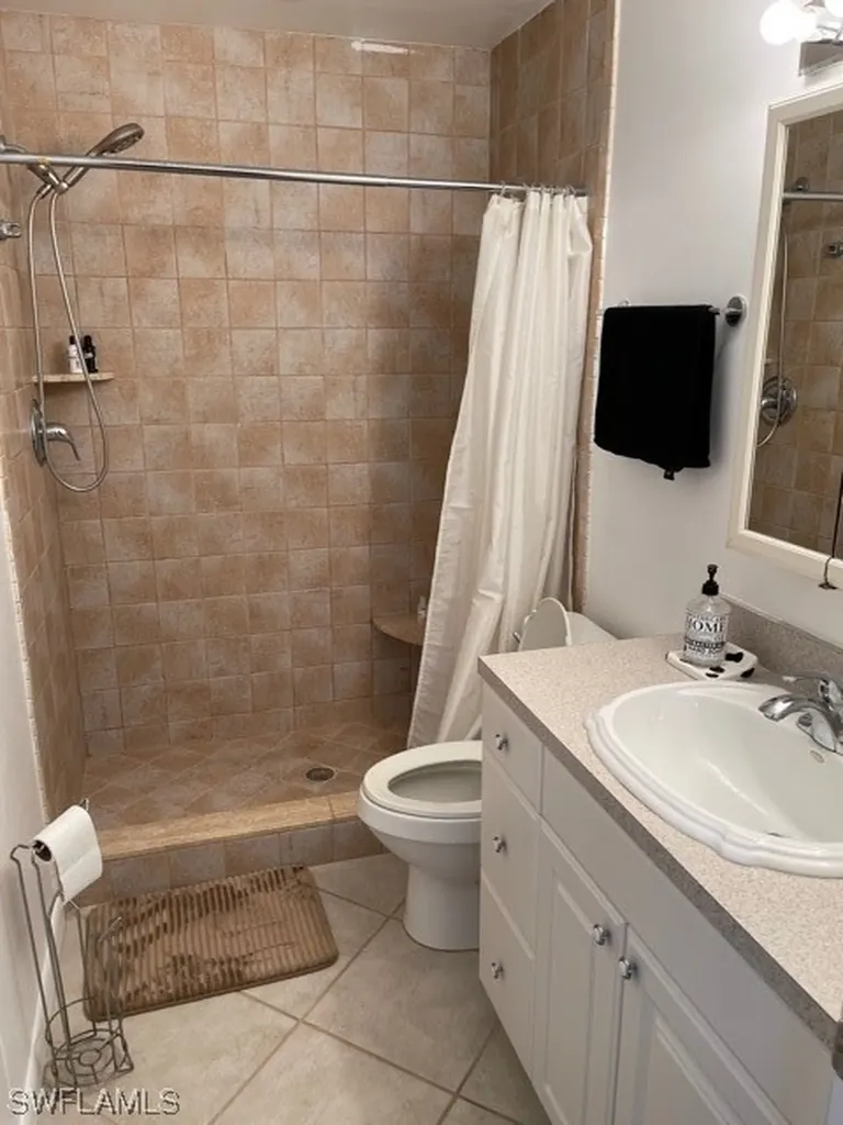 4610 Chantelle Drive Naples FL 34112