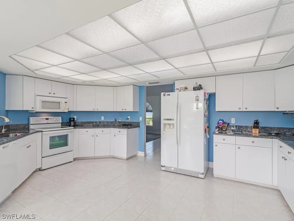 593 Somerset Court Marco Island FL 34145