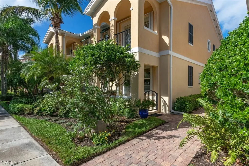 8055 Sorrento Lane Naples FL 34114