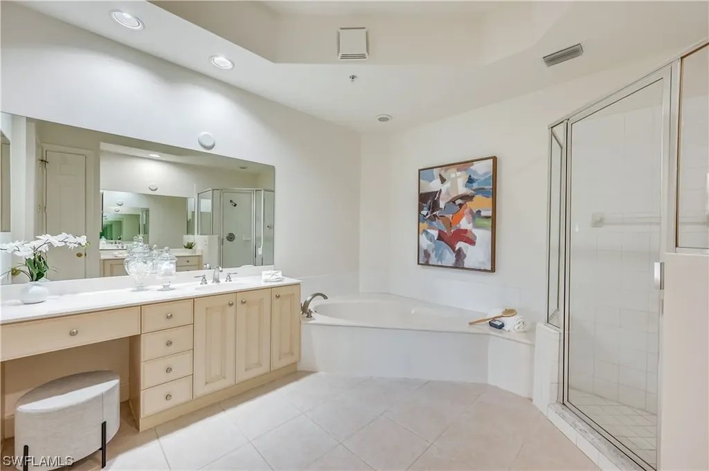3181 Aviamar Circle Naples FL 34114