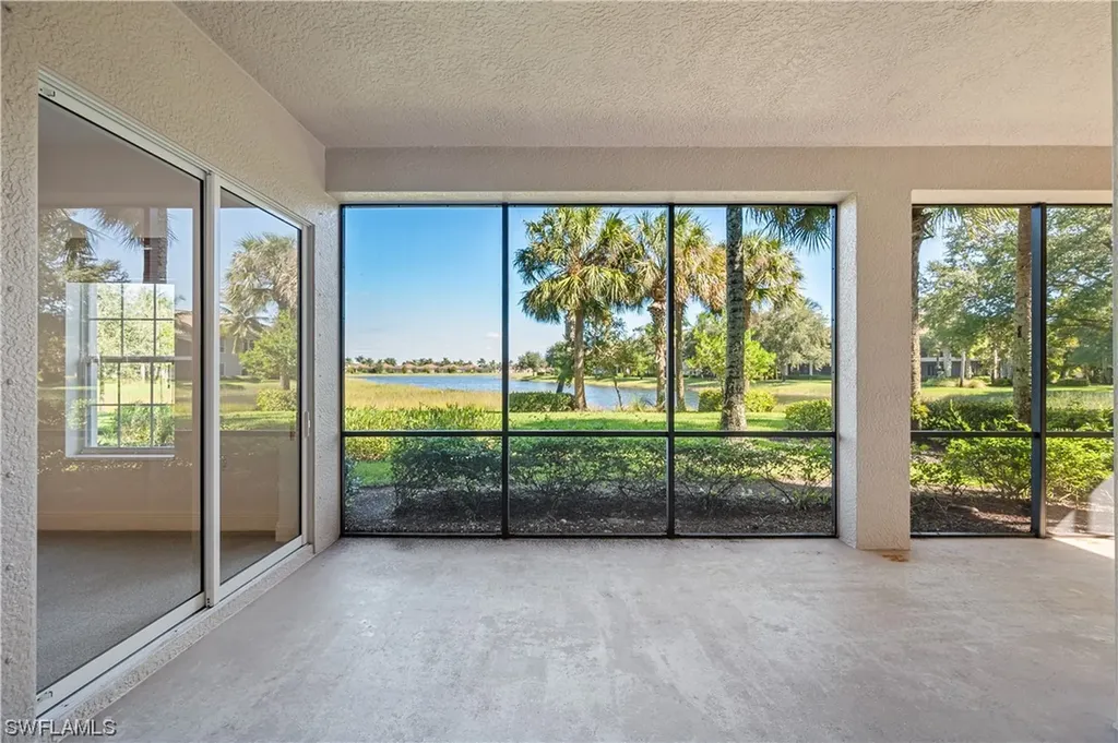 3181 Aviamar Circle Naples FL 34114