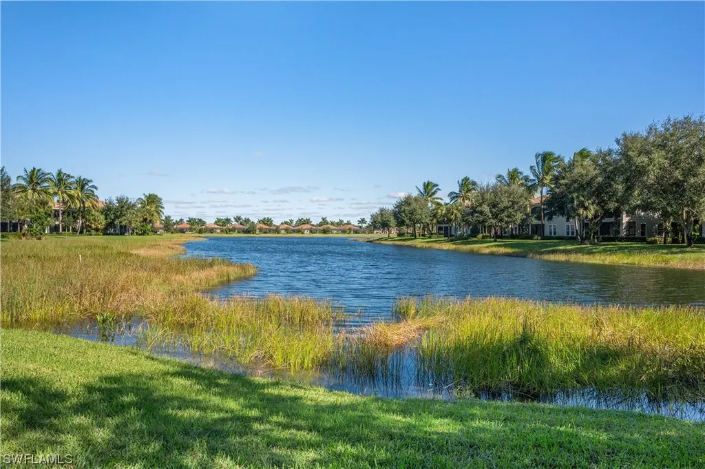 3181 Aviamar Circle Naples FL 34114