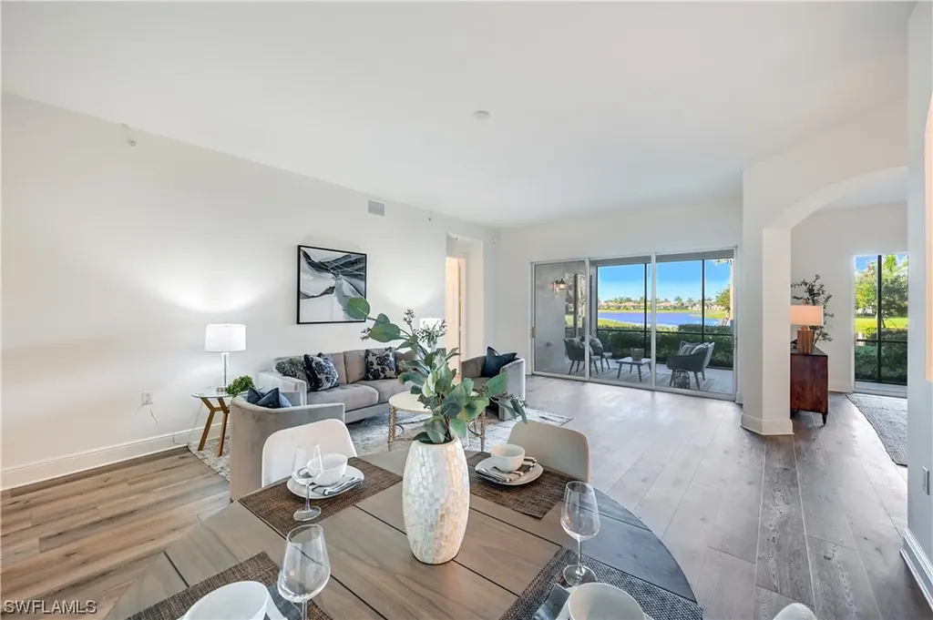 3181 Aviamar Circle Naples FL 34114