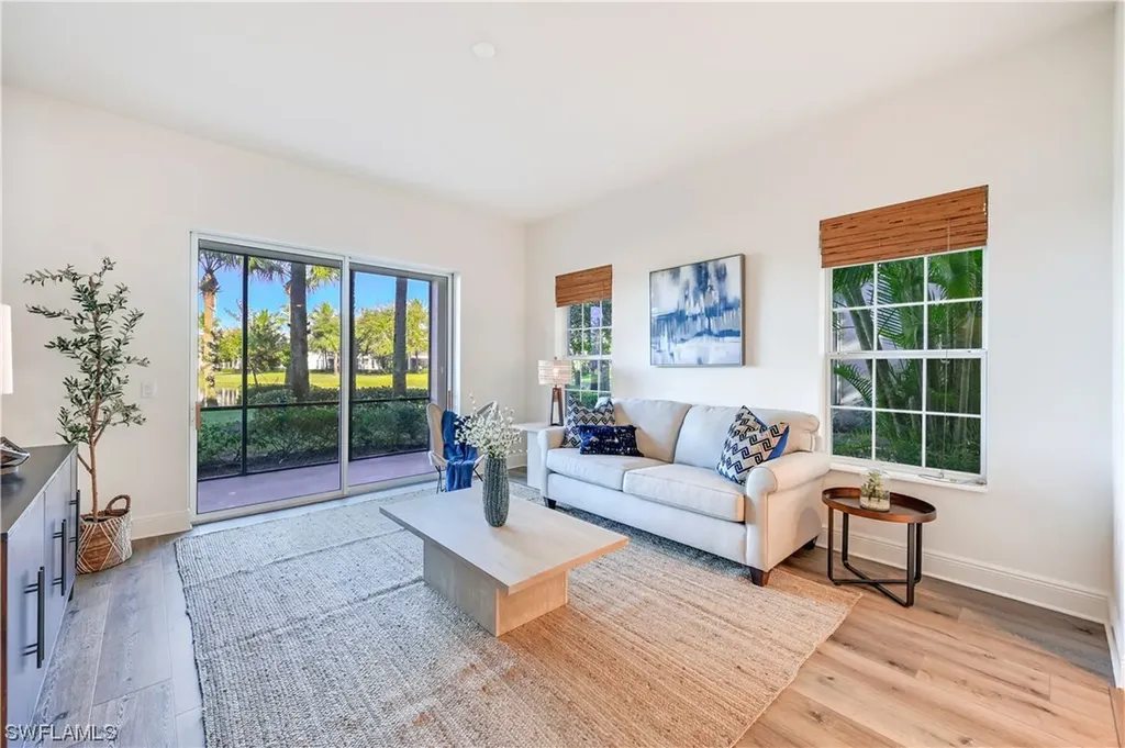 3181 Aviamar Circle Naples FL 34114