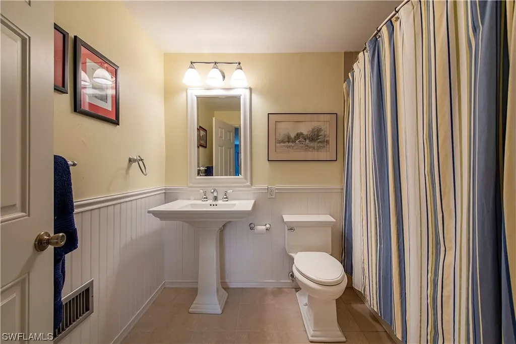 368 Edgemere Way N Naples FL 34105