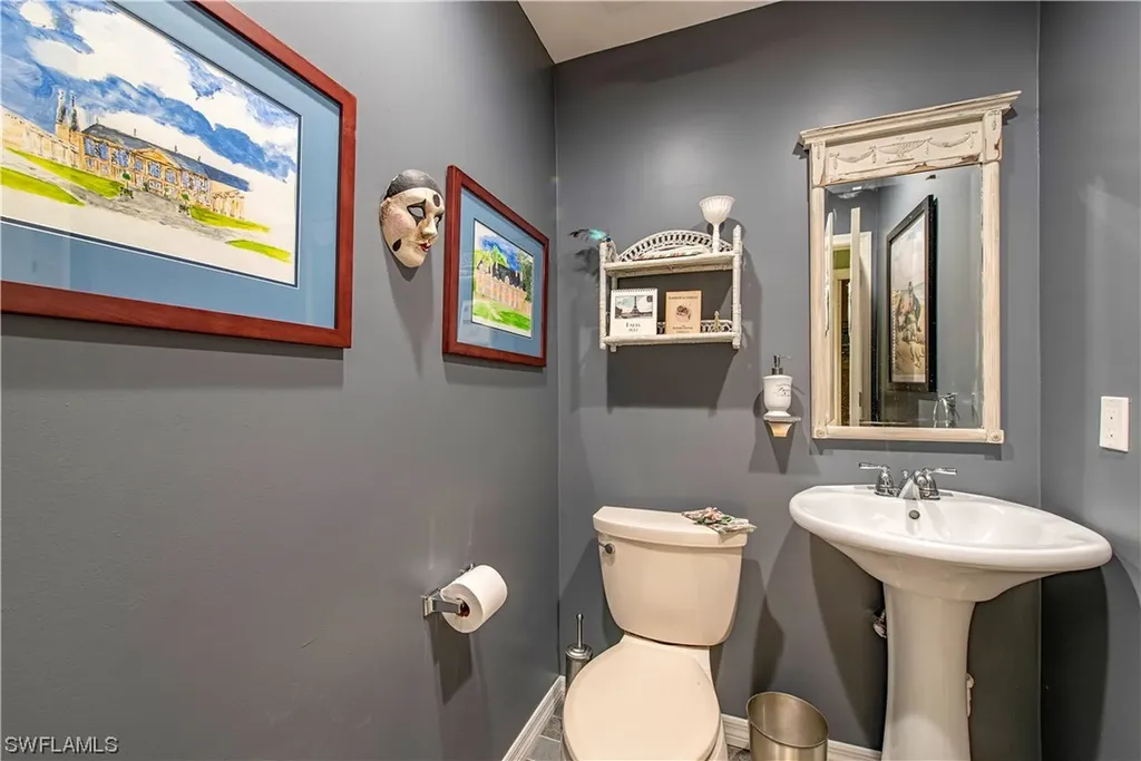 368 Edgemere Way N Naples FL 34105
