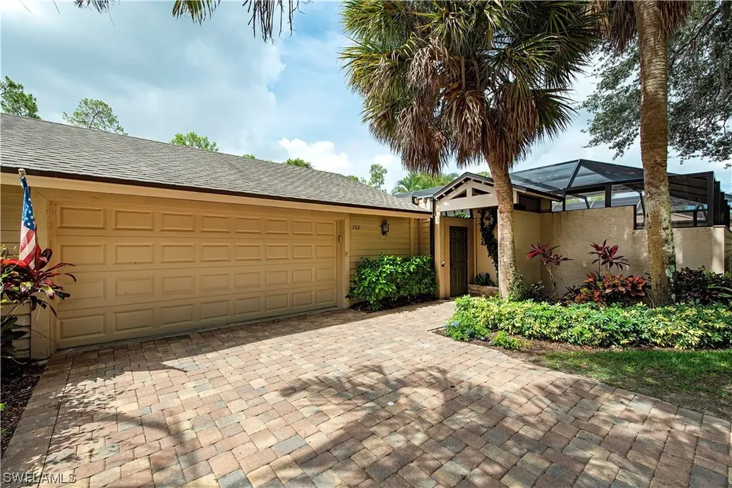 368 Edgemere Way N Naples FL 34105