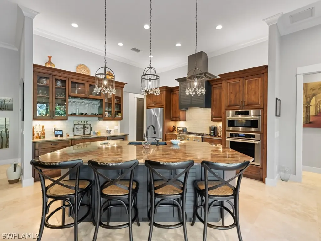 710 Wren Street Marco Island FL 34145