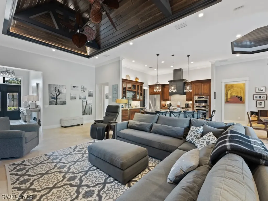 710 Wren Street Marco Island FL 34145