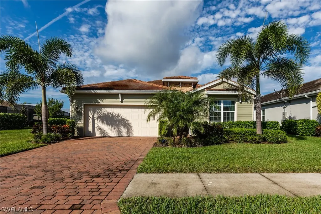 14593 Tropical Drive Naples FL 34114