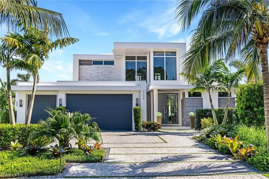 2155 Shad Court Naples FL 34102