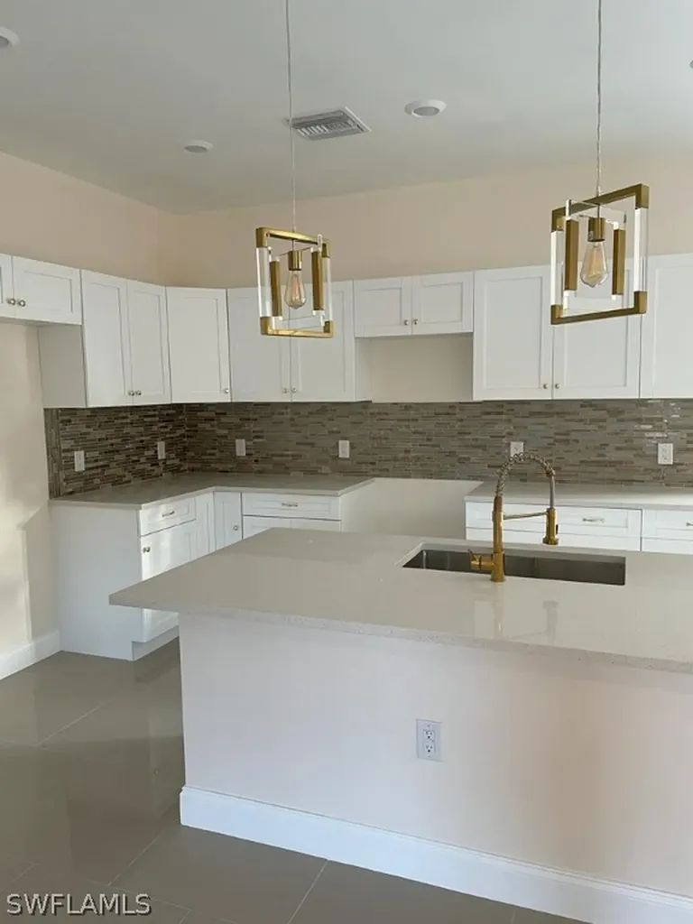 3809 39th Street SW Lehigh Acres FL 33976