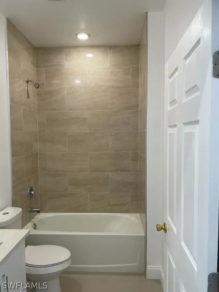 3809 39th Street SW Lehigh Acres FL 33976