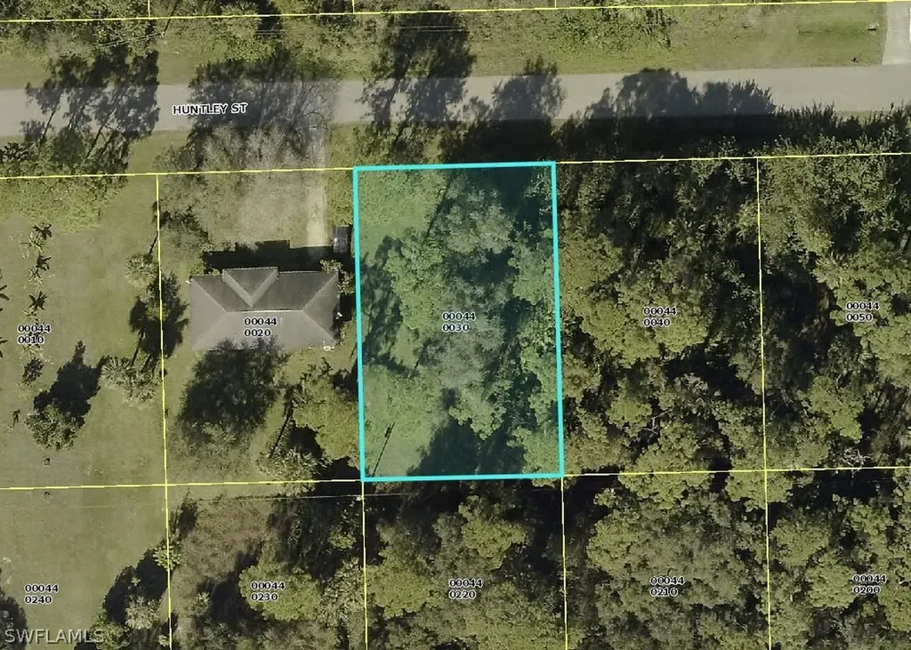 3851 Huntley Street Fort Myers FL 33905