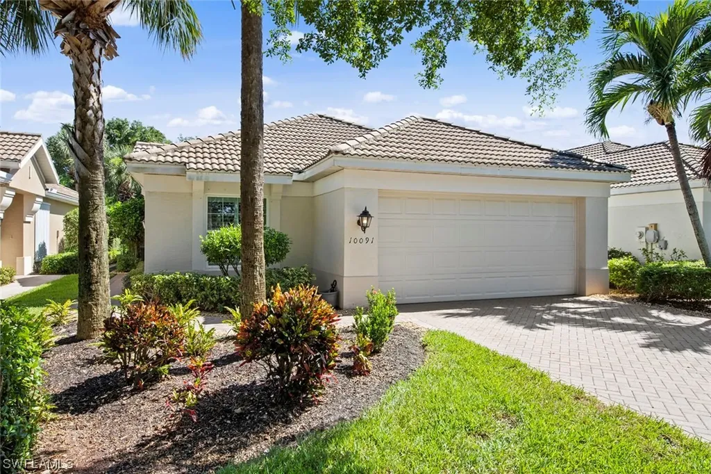 10091 Colonial Country Club Boulevard Fort Myers FL 33913