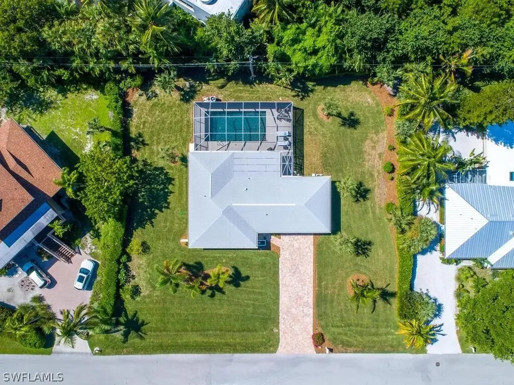 1347 Jamaica Drive Sanibel FL 33957