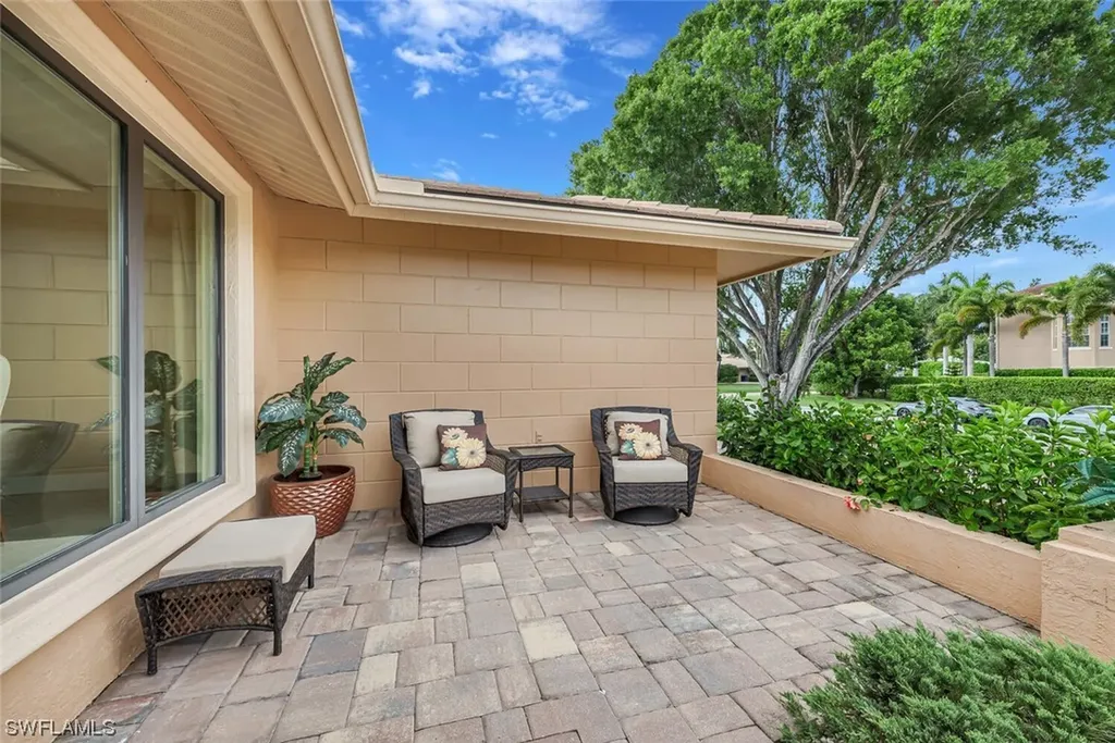 3093 Regatta Road Naples FL 34103