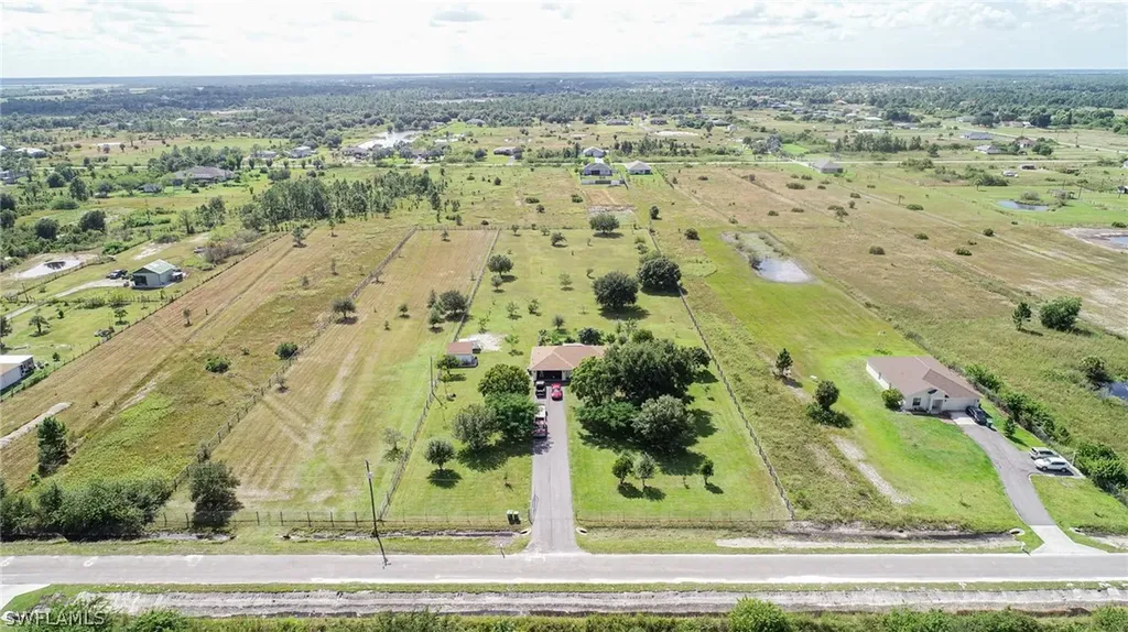 4180 70th Avenue NE Naples FL 34120