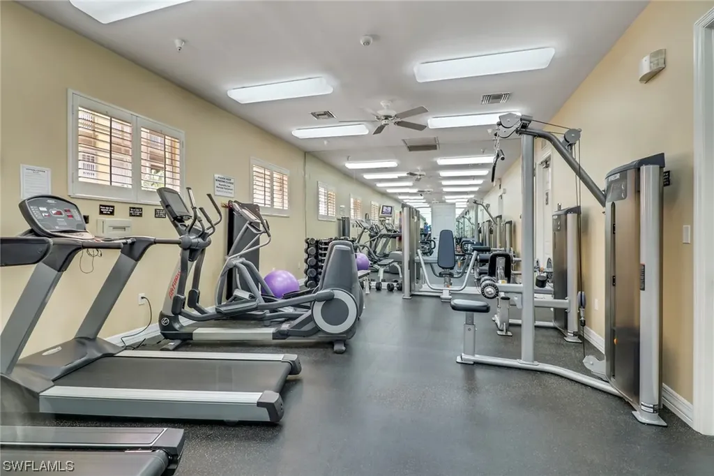 410 Bayfront Place Naples FL 34102