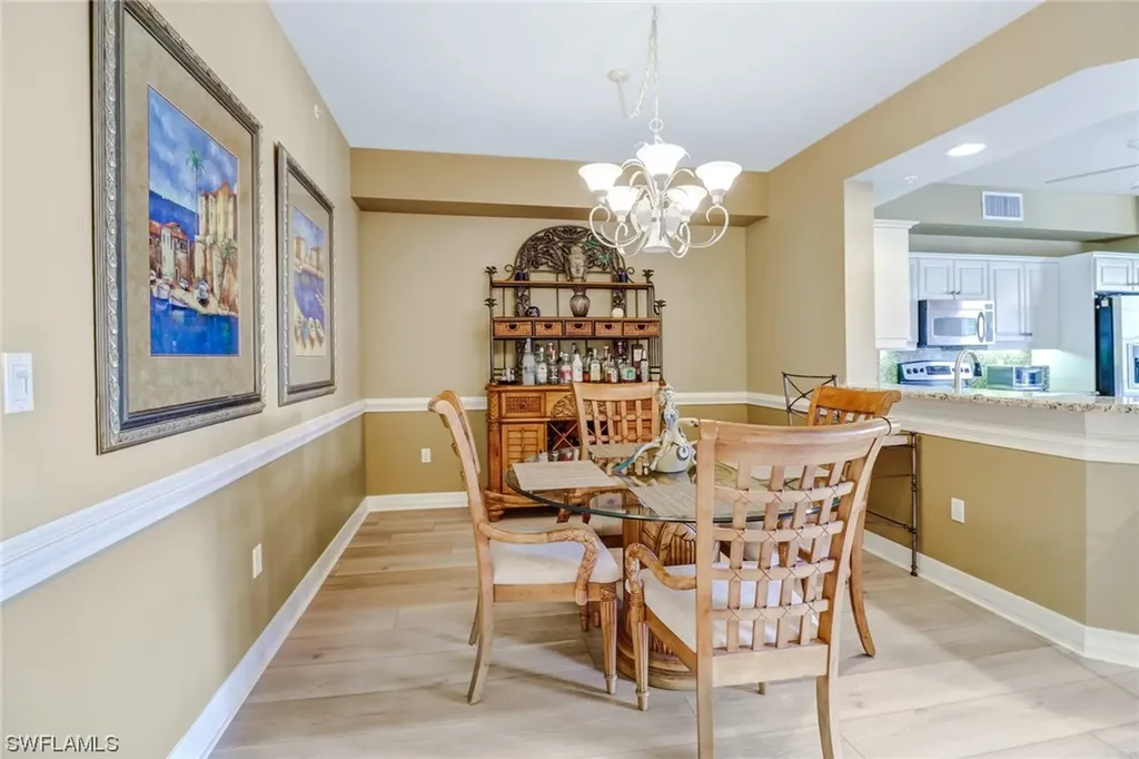 410 Bayfront Place Naples FL 34102