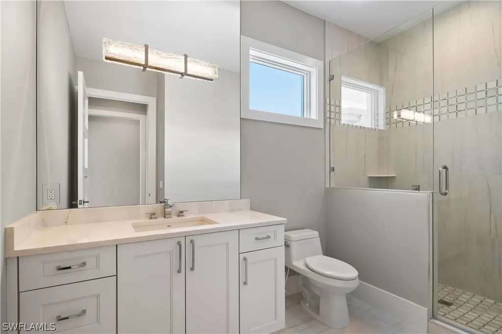 888 10th Avenue S Naples FL 34102