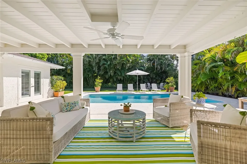 590 Ketch Drive Naples FL 34103