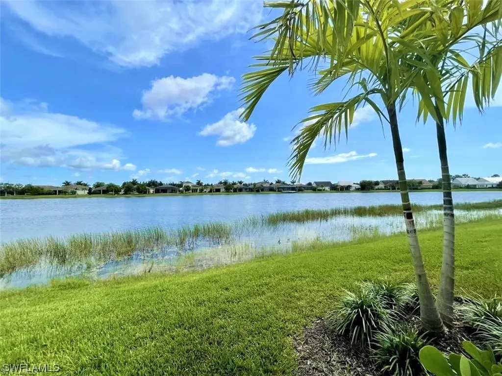 14795 Edgewater Circle Naples FL 34114