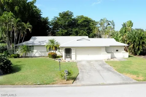 14915 Bonaire Circle Fort Myers FL 33908