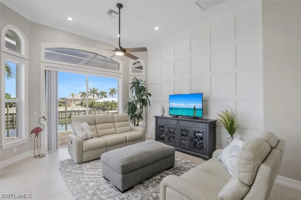 327 N Barfield Drive Marco Island FL 34145