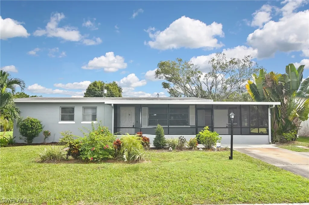 3067 Central Avenue Fort Myers FL 33901