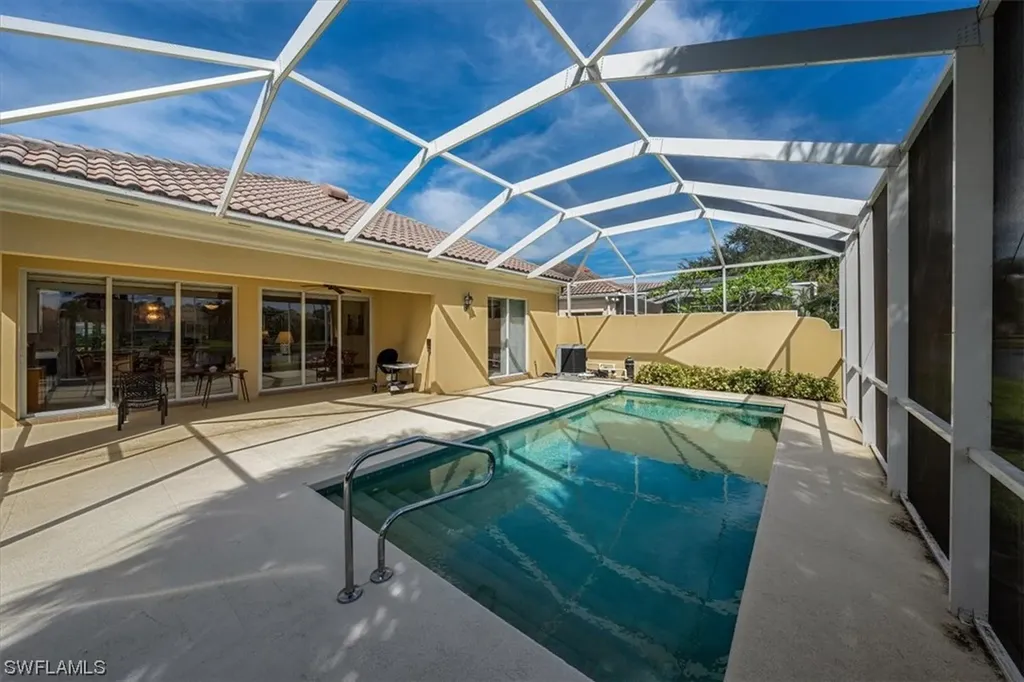 4452 Prescott Lane Naples FL 34119