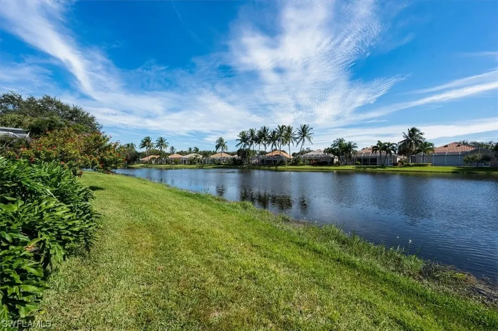 4452 Prescott Lane Naples FL 34119