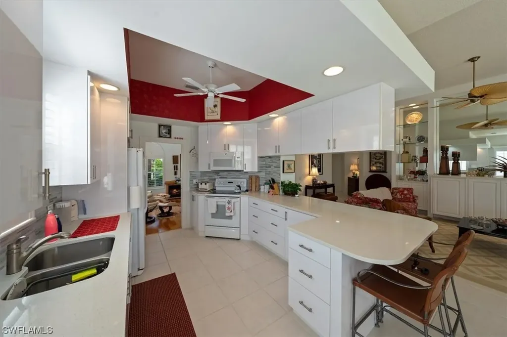4452 Prescott Lane Naples FL 34119