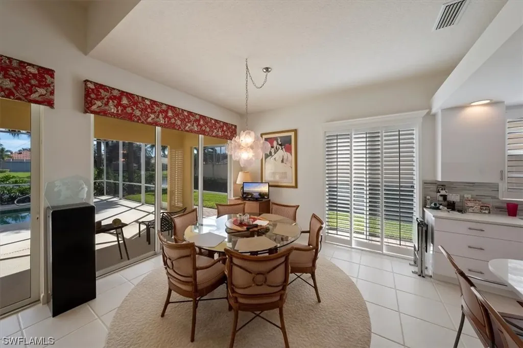 4452 Prescott Lane Naples FL 34119