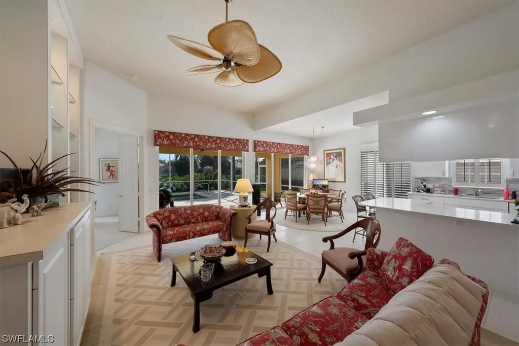 4452 Prescott Lane Naples FL 34119