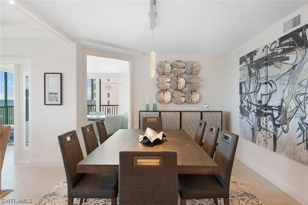 7515 Pelican Bay Boulevard Naples FL 34108