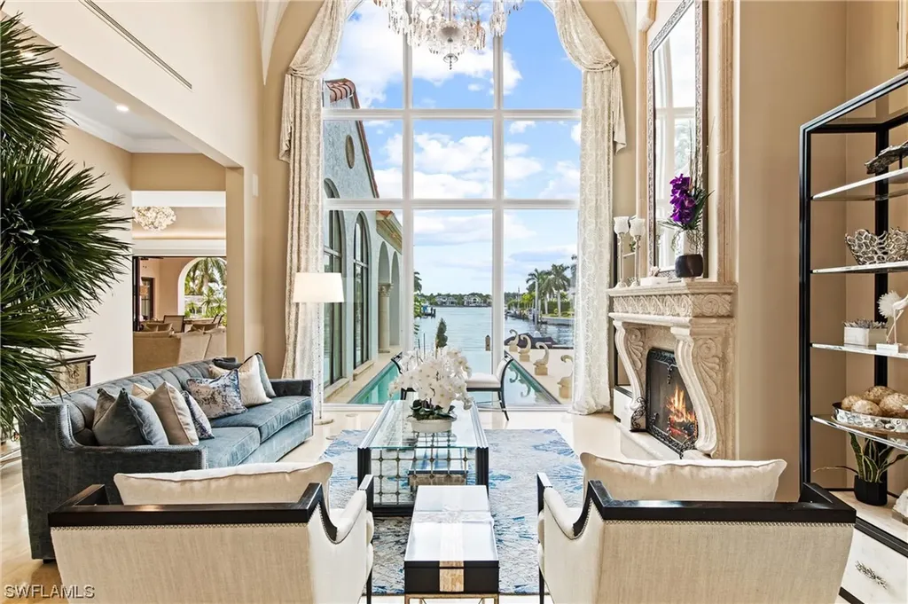 2450 Tarpon Road Naples FL 34102