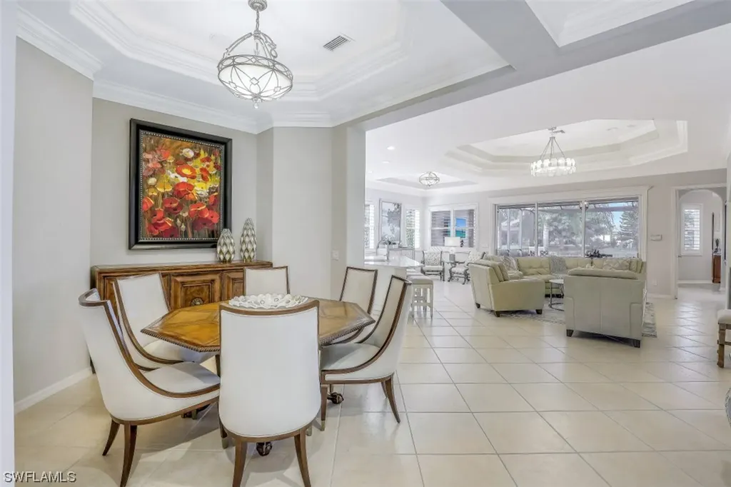 10801 Longshore Way E Naples FL 34119