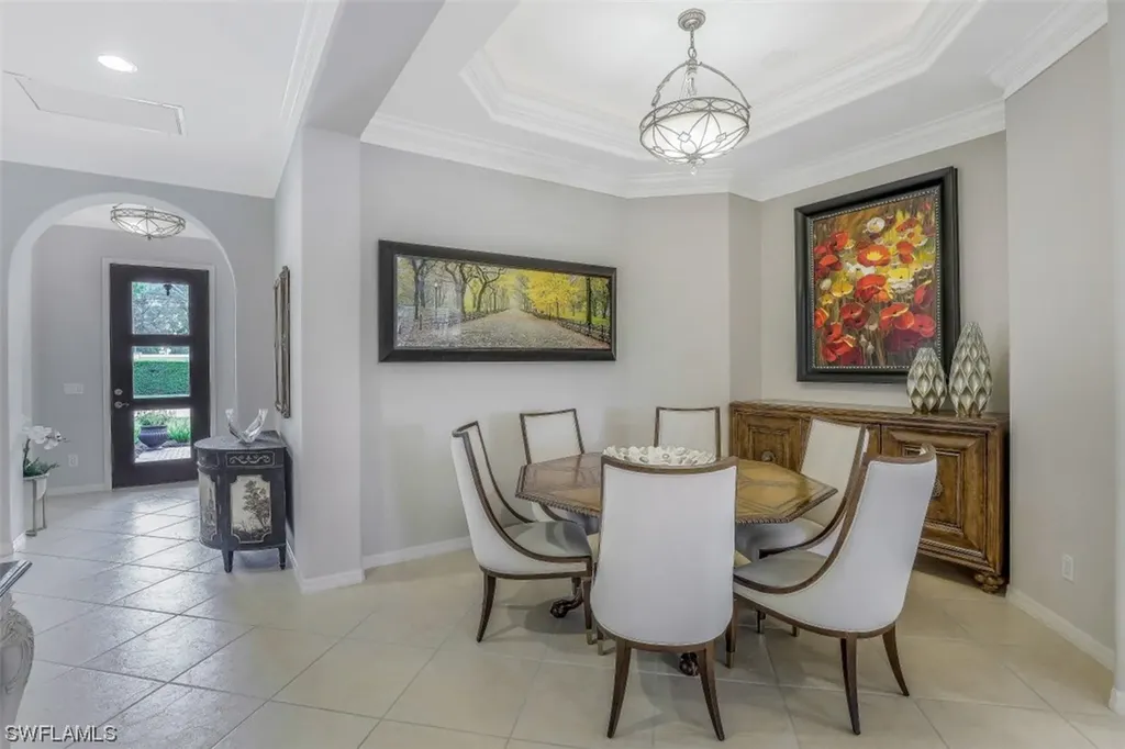 10801 Longshore Way E Naples FL 34119