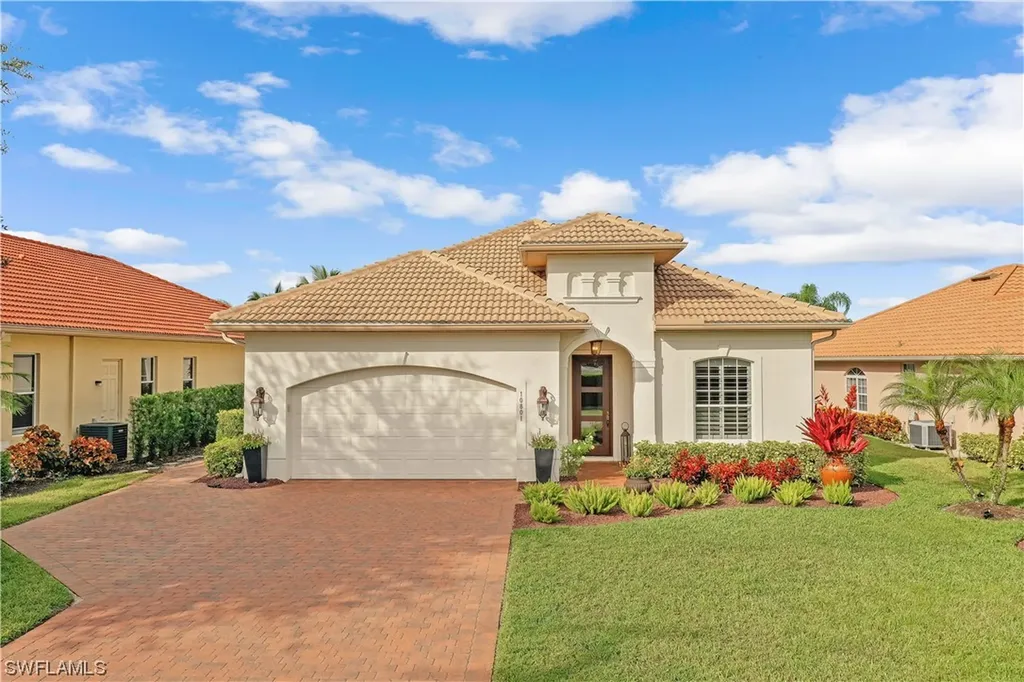 10801 Longshore Way E Naples FL 34119