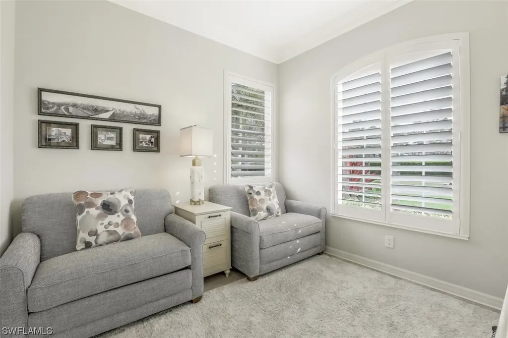 10801 Longshore Way E Naples FL 34119