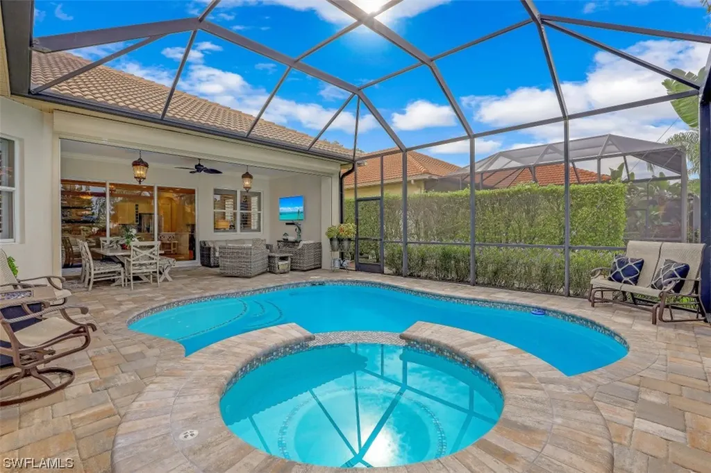 10801 Longshore Way E Naples FL 34119