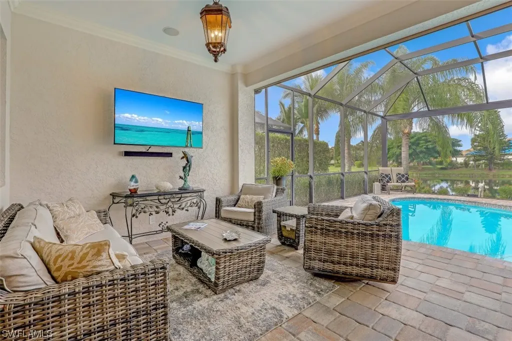 10801 Longshore Way E Naples FL 34119