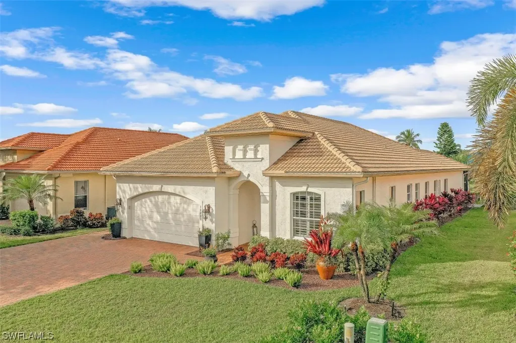 10801 Longshore Way E Naples FL 34119