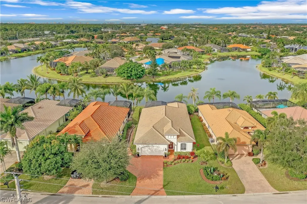 10801 Longshore Way E Naples FL 34119