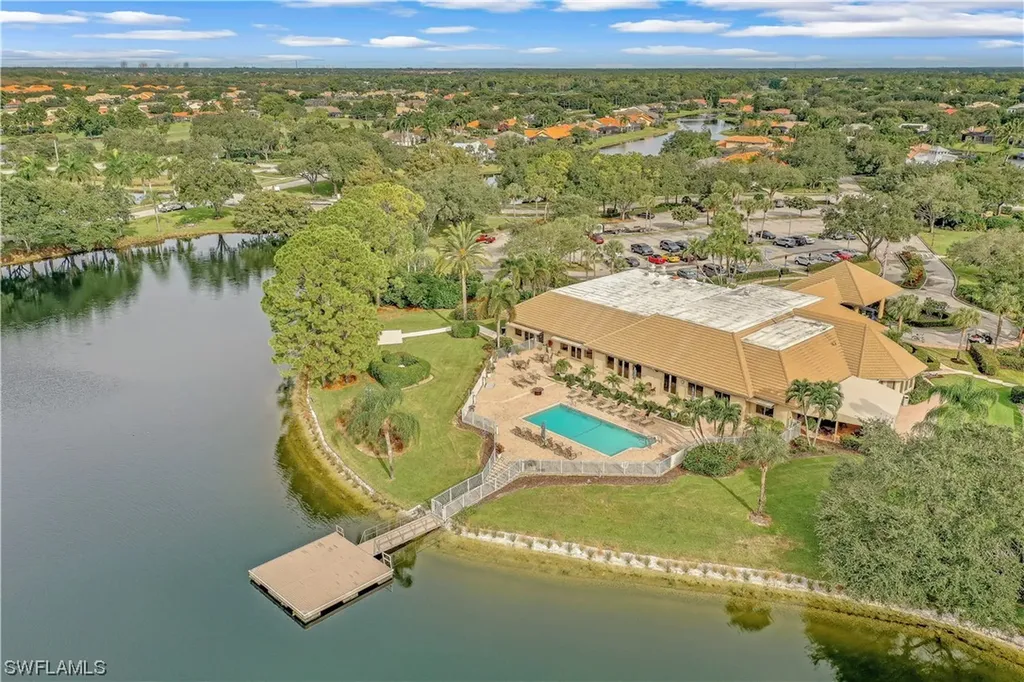 10801 Longshore Way E Naples FL 34119