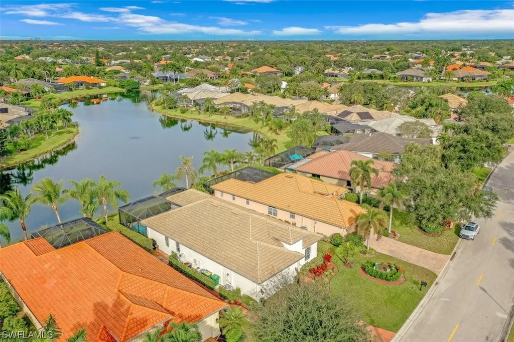 10801 Longshore Way E Naples FL 34119