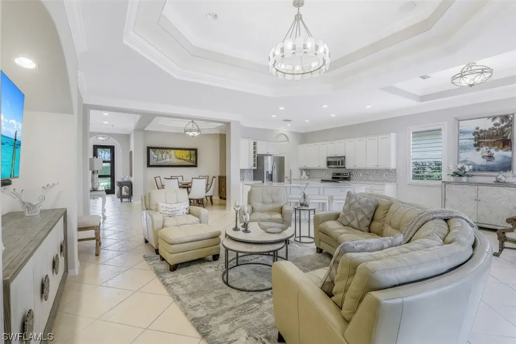 10801 Longshore Way E Naples FL 34119