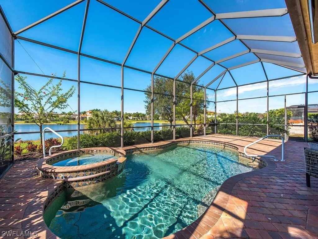 16725 Cabreo Drive Naples FL 34110