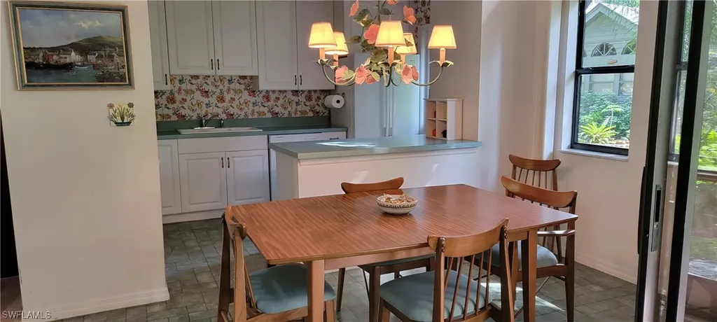 1349 Solana Road Naples FL 34103